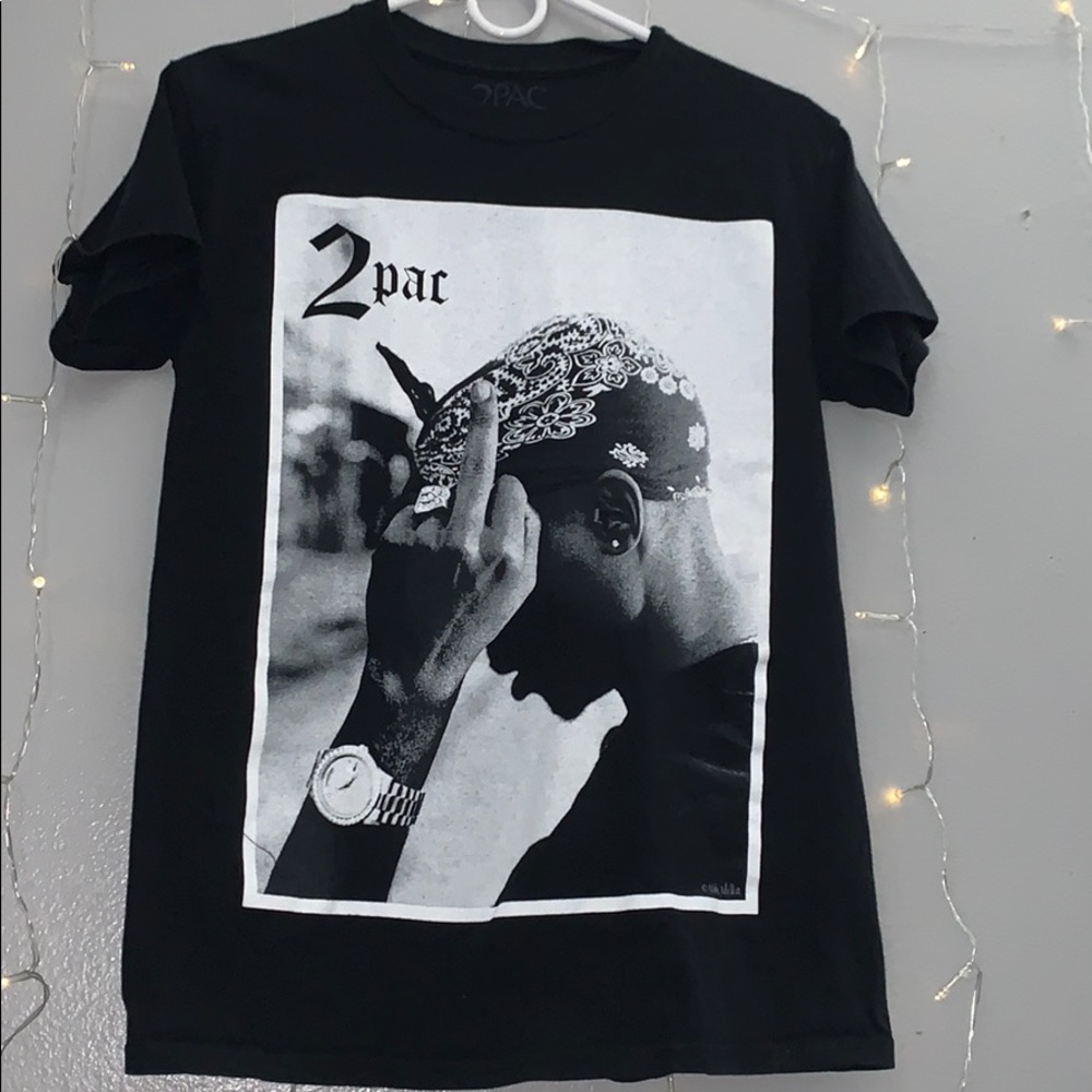 2Pac shirt